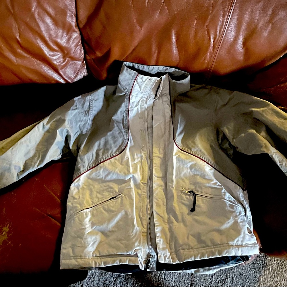 Burton snowboards shredding womens small jacket. Retro style